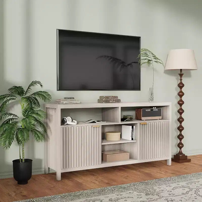 Mobile TV scanalato per TV da 65 pollici, Consolle multimediale moderna di metà secolo con ripiani regolabili, Mobiletto sottile per l'intrattenimento in stile rustico