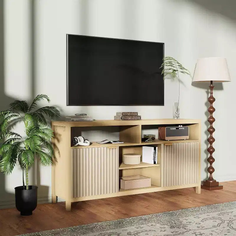 Mobile TV scanalato per TV da 65 pollici, Consolle multimediale moderna di metà secolo con ripiani regolabili, Mobiletto sottile per l'intrattenimento in stile rustico