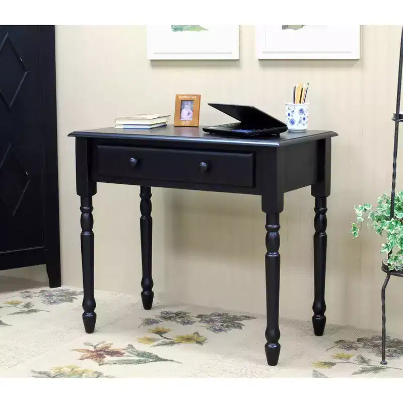 Scrivania Eleanor Wood con cassetti