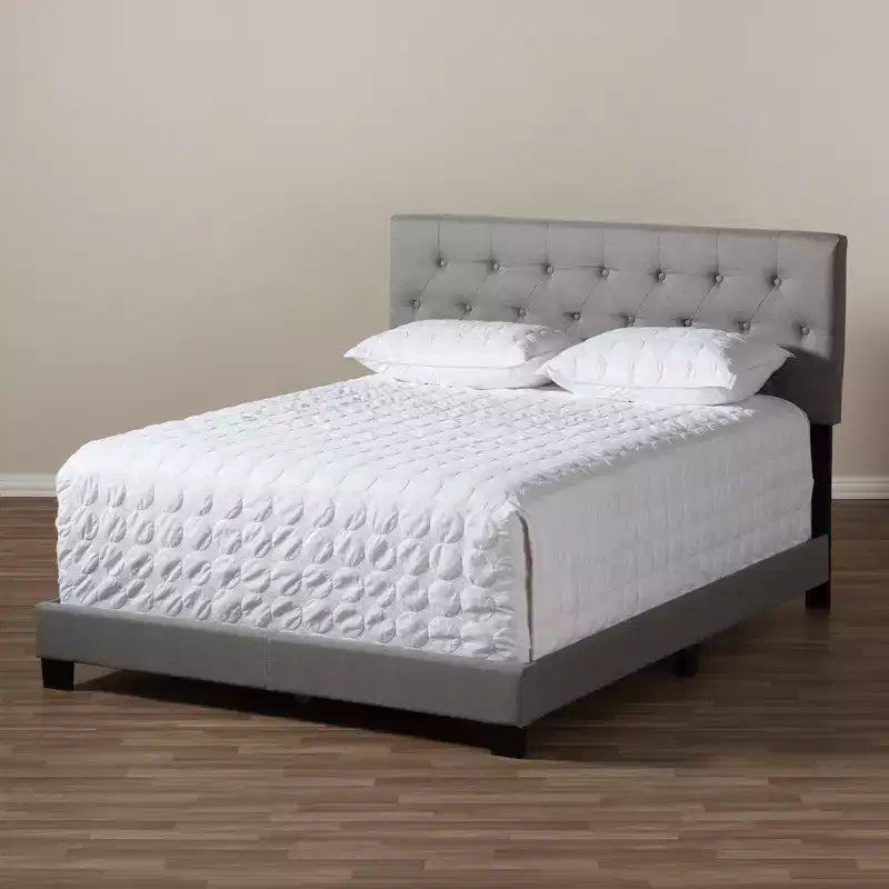 Letto imbottito in tessuto moderno e contemporaneo